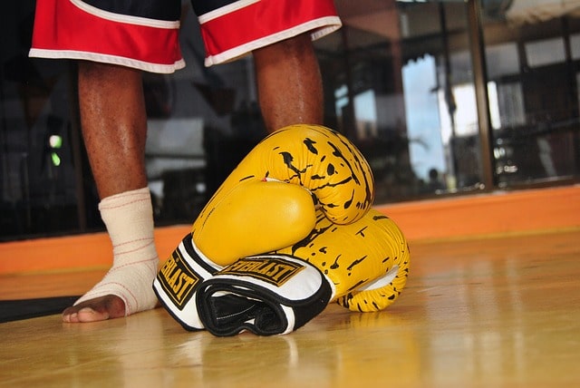 Podrás participar en las clases de boxeo del gimnasio. Tendrás la posibilidad de elegir entre la variedad de horarios cuales el que más se adapte a usted, y comenzar a ser parte de las clases de boxeo.  